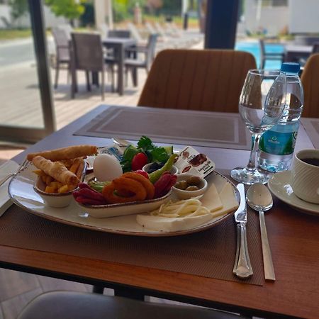 Iberis Hotel Lara Altinkum  Eksteriør bilde